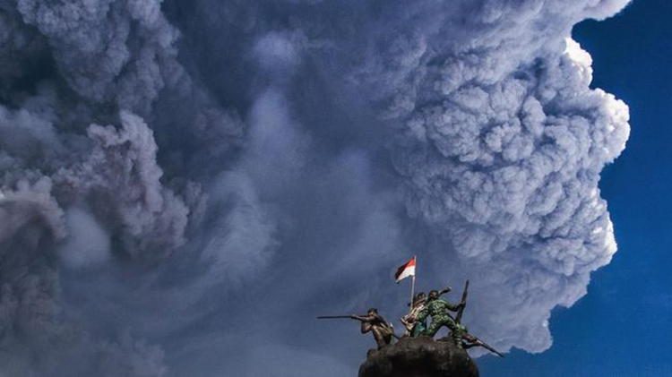 Letusan Gunung Sinabung di Kabupaten Karo, Sumatera Utara, beberapa waktu lalu. (ANTARA)